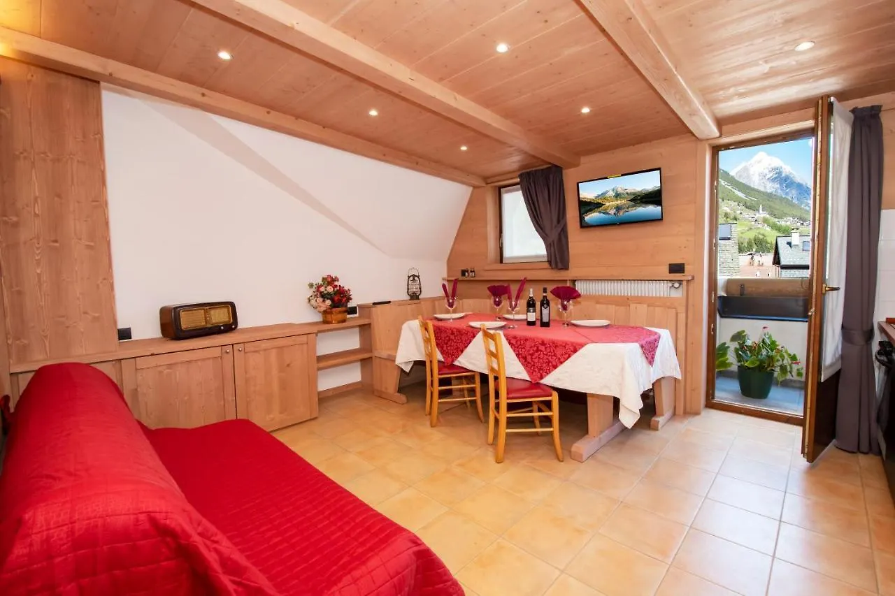 Casa Viola Lodge Isolaccia Apartment
